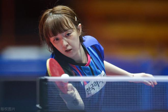 火箭以117：98大胜太阳，杜兰特28分，阿门31分，史密斯16分，全队十胜五负，西部第三。