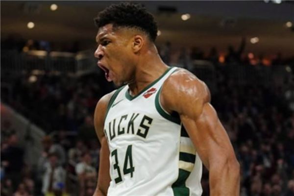 一日意甲最新动态：米兰双雄力挺新人，迈尼昂拒绝加盟蓝黑军团